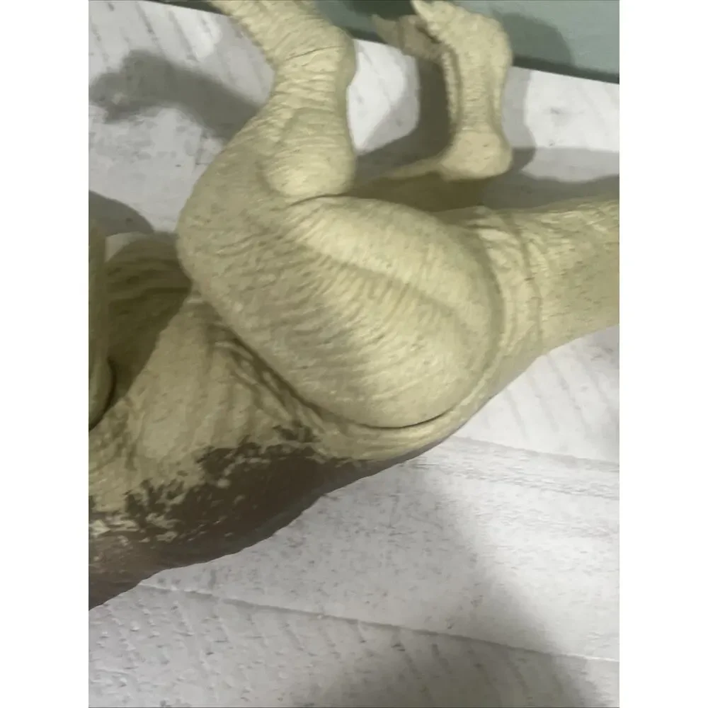 Jurassic World Rebirth Distortus Rex Figure From The Island Escape Set 17 inch
